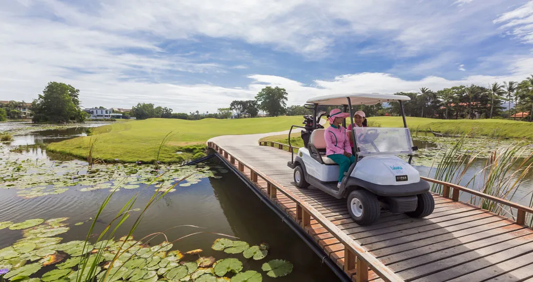 ลากูน่า กอล์ฟ ภูเก็ต